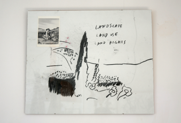 Vue de l’atelier, dessin fusain, carte postale portrait Georgia O'keeffe 